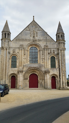 Abbatiale Saint-jouin-de-Marne