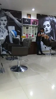 Lakme Salon photo 1