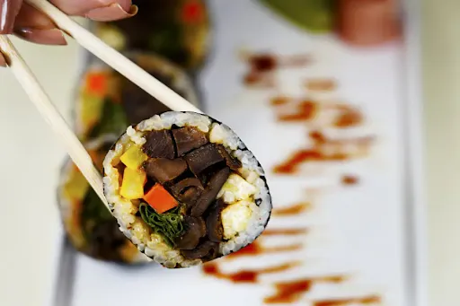 Shitake Mushroom And Mix Vegetable Gimbap