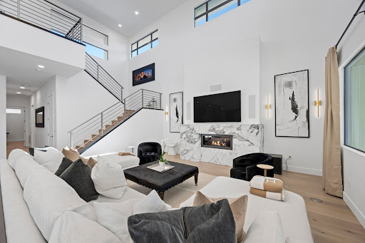 House with pool 5