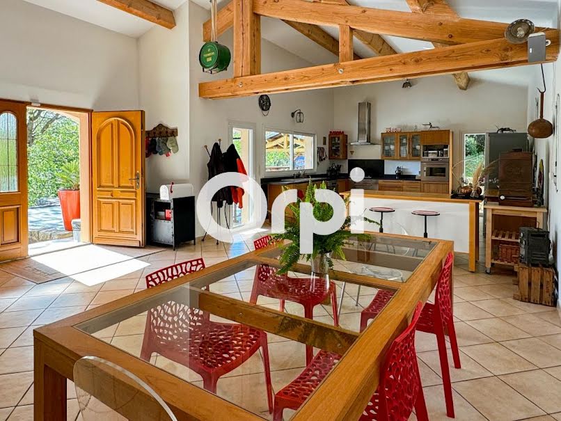 Vente maison 5 pièces 212.5 m² à Mercuer (07200), 660 000 €