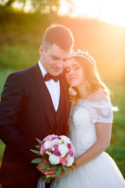 Wedding photographer Vladimir Vershinin (fatlens). Photo of 5 September 2017