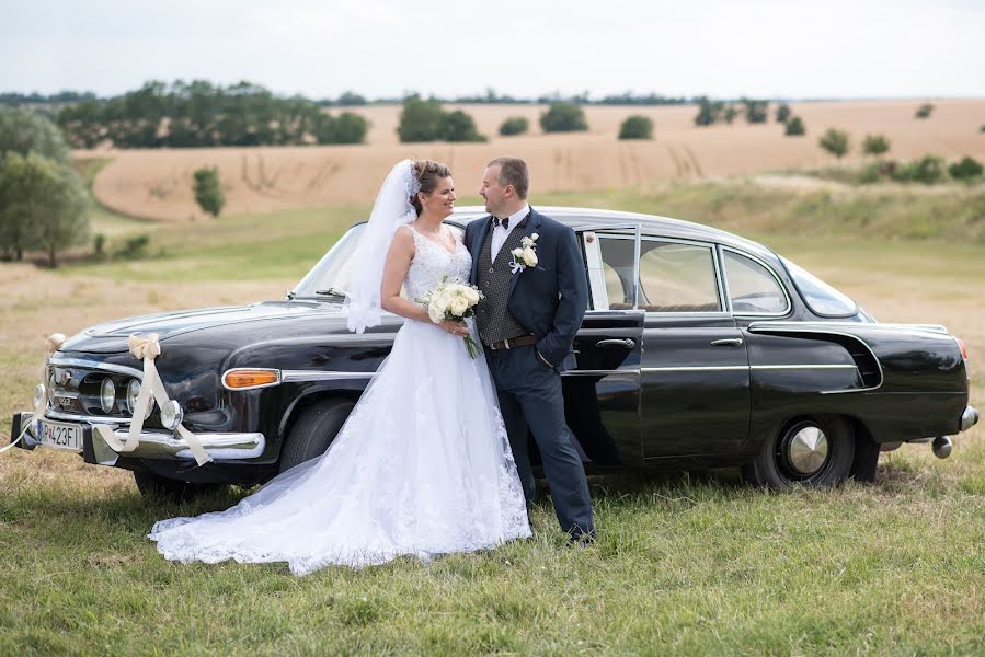 Fotografo di matrimoni Peter Szabo (szabopeter). Foto del 7 luglio 2019