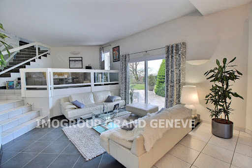 House with terrace 3