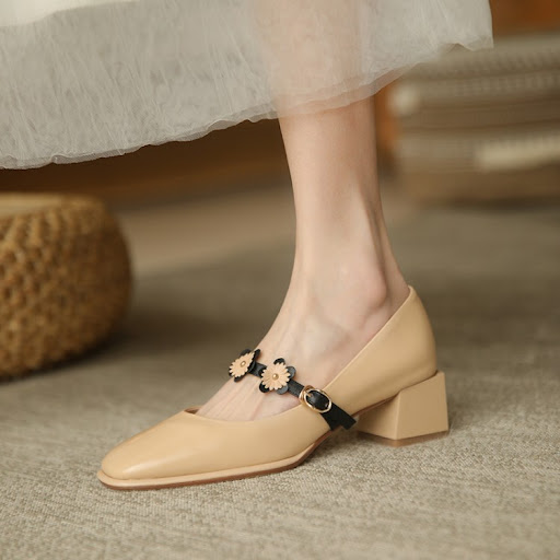 Title 2, Mid-heel Mary Jane shoes, combining comfort and...