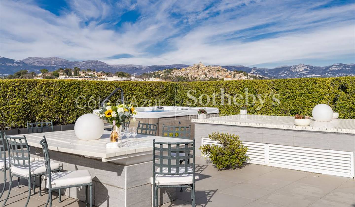 Apartment with terrace Cagnes-sur-Mer