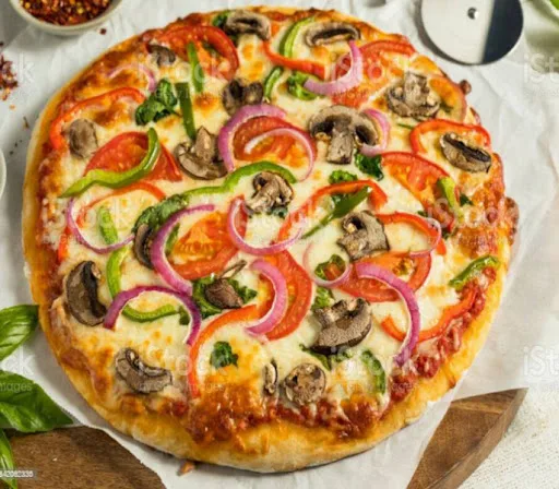 Fusion Mushroom Olive Pizza