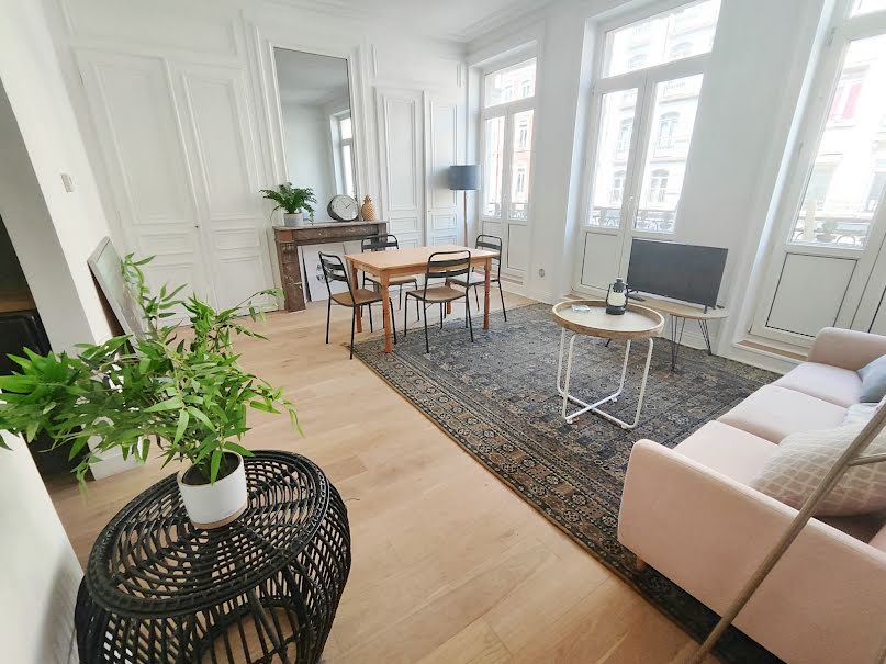 Vente appartement 2 pièces 53.76 m² à Lille (59000), 250 000 €