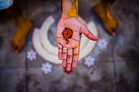 Fotografo di matrimoni Sougata Mishra (chayasutra). Foto del 11 ottobre 2022