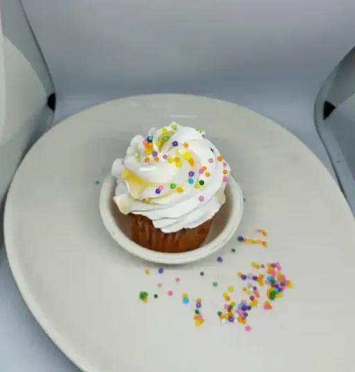 Vanilla Cupcake [2 Pieces]