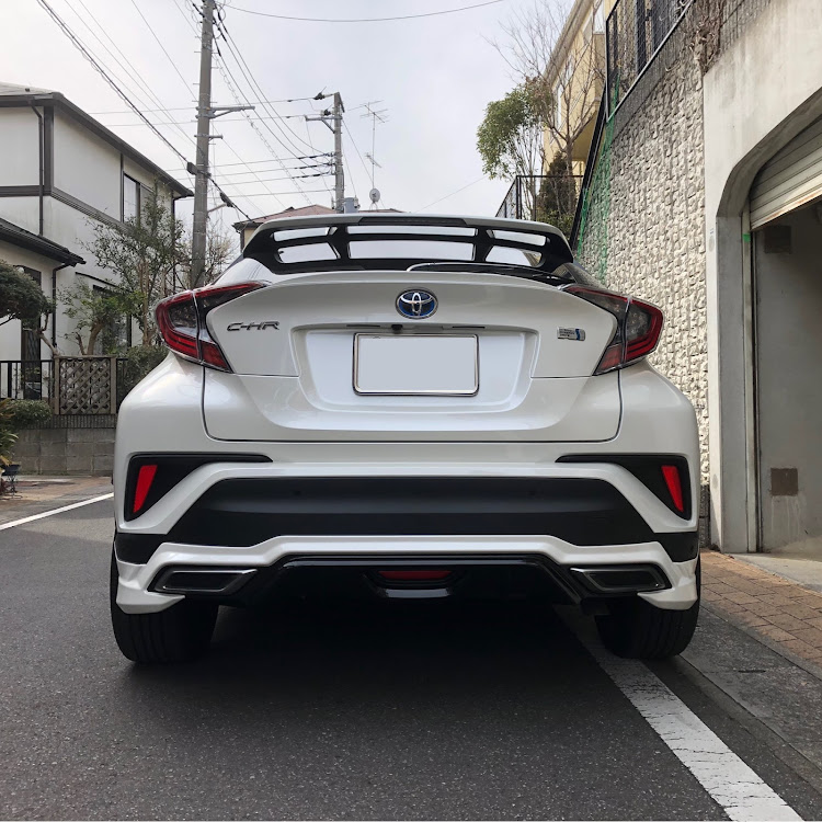 C-HRのC-HR・リアフォグパネル・DIYに関するカスタム事例の投稿画像2枚目