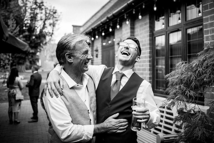 Wedding photographer Damian Burcher (burcher). Photo of 9 October 2017