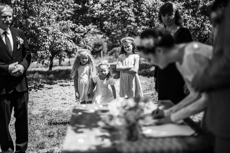 Fotógrafo de casamento Pavlina Faragova (prokupkova). Foto de 2 de agosto 2018