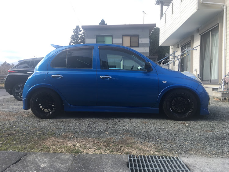 マーチの車高調取付・エンジンオイル交換に関するカスタム事例の投稿画像4枚目