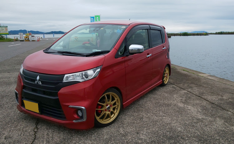 eKカスタムの日産NOTE ニスモSに関するカスタム事例の投稿画像2枚目