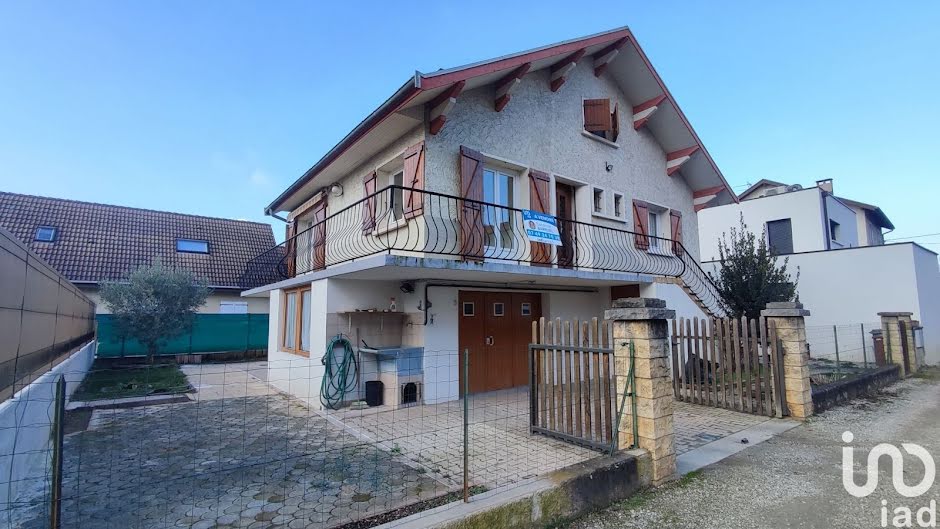 Vente maison 5 pièces 98 m² à Saint-martin-d'heres (38400), 275 000 €