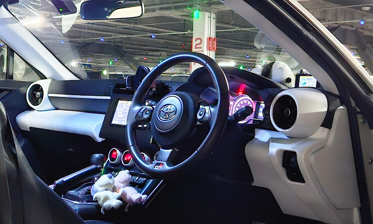 GR86の2月もよろしくお願いします・DIY・ドライブ・PickUpCars2025に関するカスタム事例の投稿画像1枚目