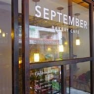 September Café 九月咖啡