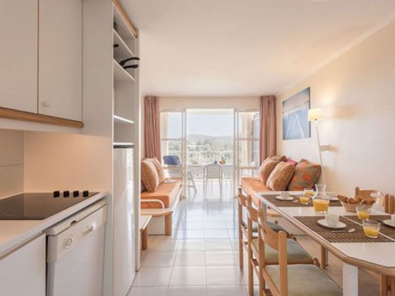 Vente appartement 1 pièce 23 m² à Saint-raphael (83700), 122 320 €