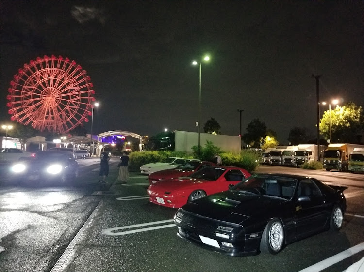 RX-7の刈谷ハイウェイオアシス・純ベタ・夜更かしに関するカスタム事例の投稿画像4枚目