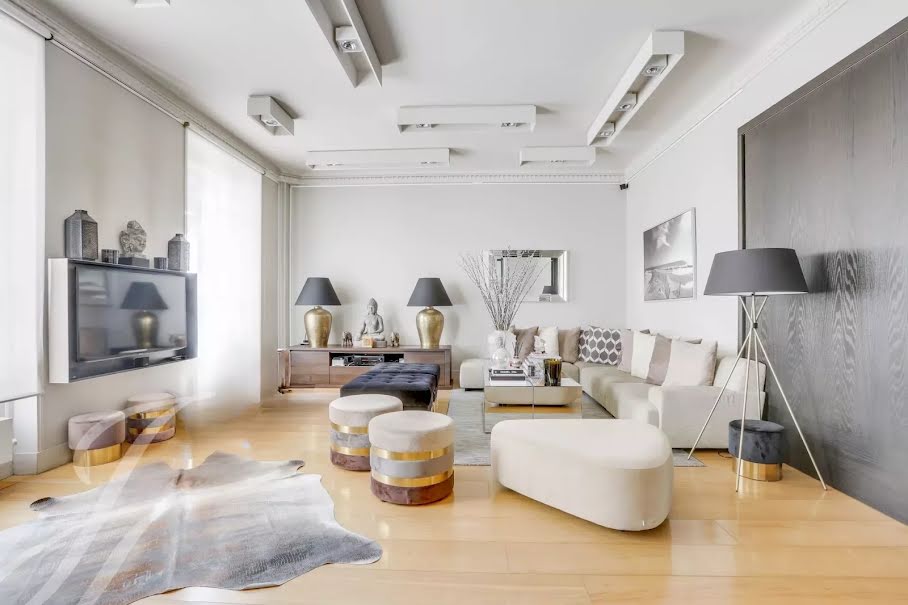 Location meublée appartement 5 pièces 224.57 m² à Paris 8ème (75008), 18 500 €