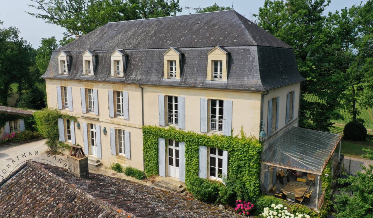 Vignoble avec piscine Bergerac