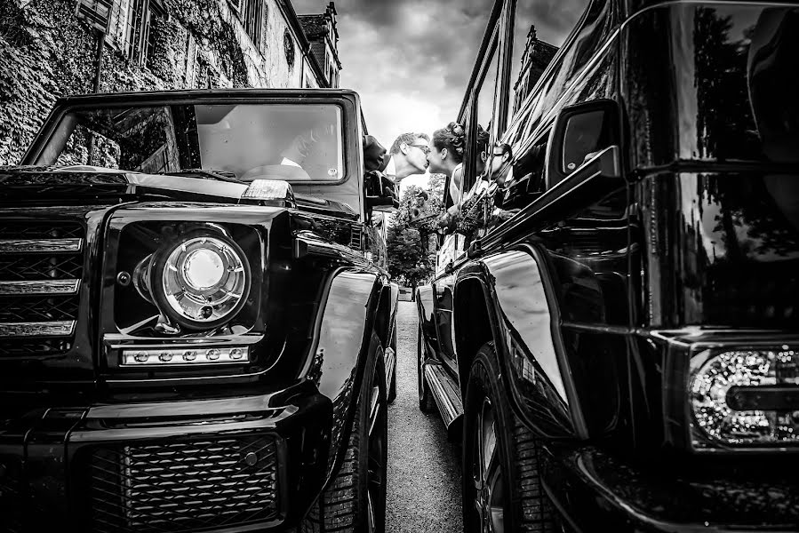 Fotógrafo de casamento Reza Shadab (shadab). Foto de 21 de agosto 2018