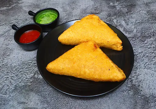 Aloo Bread Pakoda [2 Pieces]