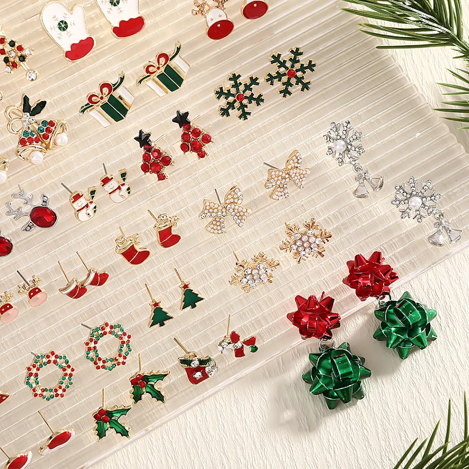 Gepersonaliseerde 3D cartoon kerst oorbellen met eland, kerstboom, sneeuwvlok en diamant. Unieke kerst sieraden.
