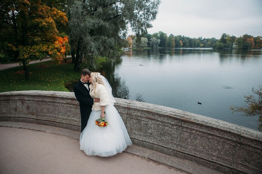 Fotograful de nuntă Olga Shumilova (olgashumilova). Fotografia din 12 octombrie 2017