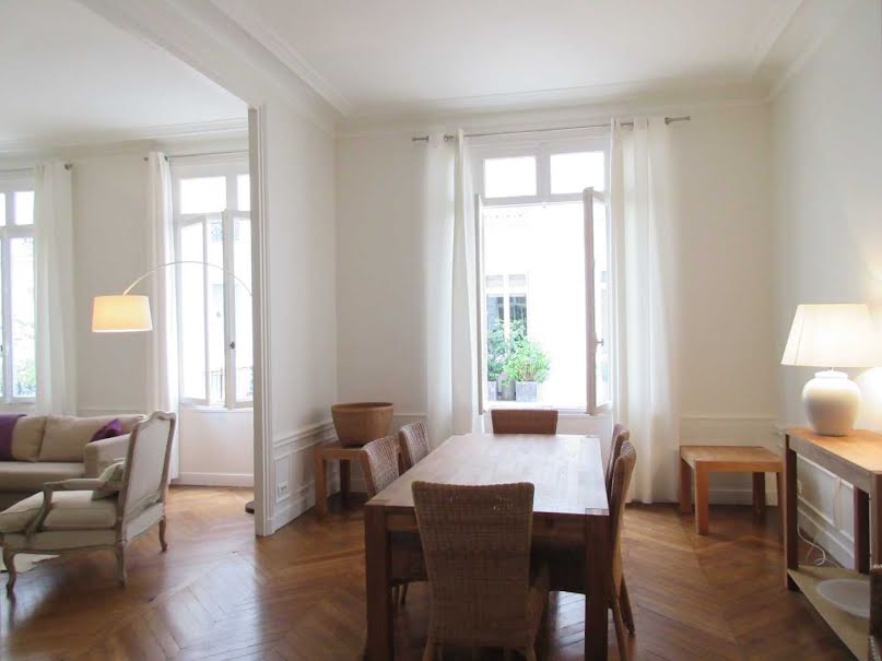 Location meublée appartement 6 pièces 134 m² à Paris 16ème (75016), 4 285 €