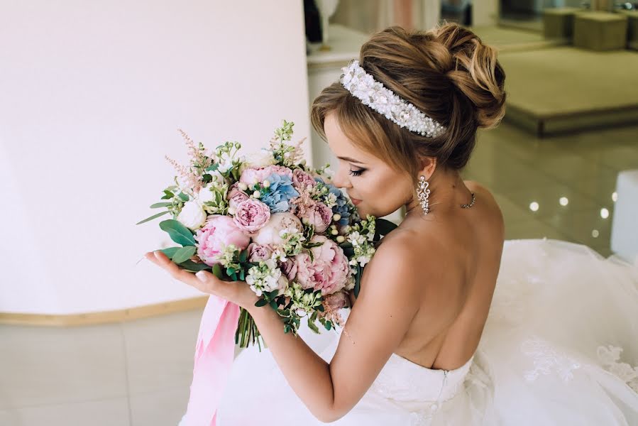 Fotógrafo de casamento Yuliya Yaroshenko (juliayaroshenko). Foto de 24 de janeiro 2018