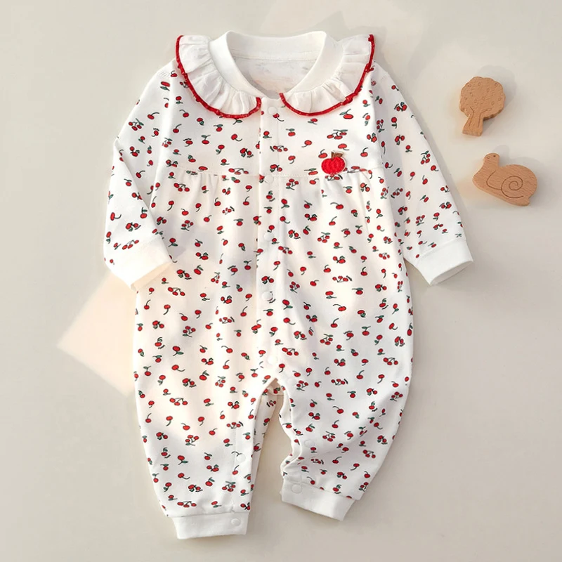 Combinaison bébé manches longues Vêtements de bébé confortables et pratiques pour nouveau-nés et nourrissons Parfait pour le confort et la liberté de mouvement.