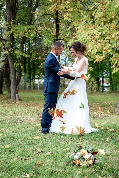 Fotografo di matrimoni Elena Babinceva (comilfo19). Foto del 27 luglio 2020