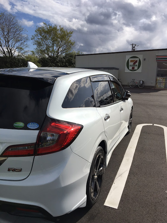 ジェイドの納車に関するカスタム事例の投稿画像2枚目