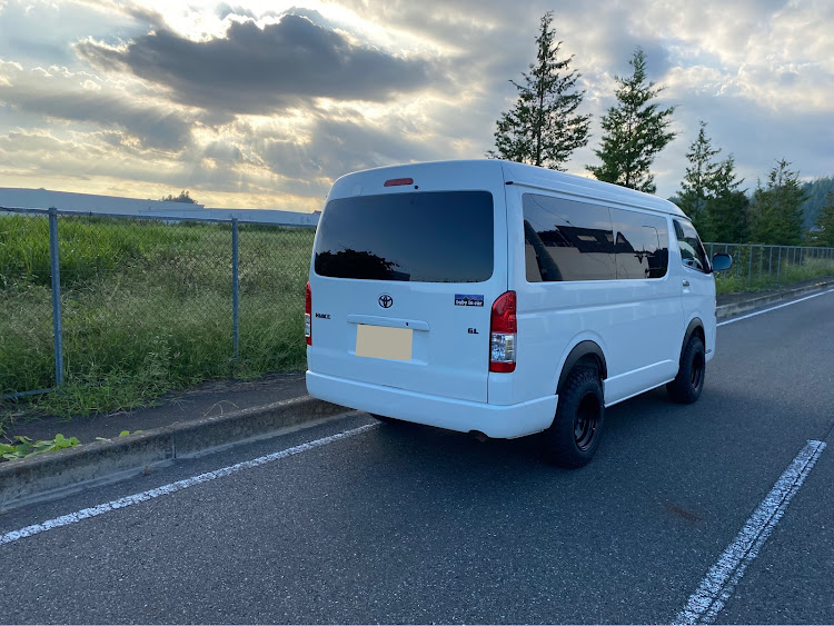 ハイエースワゴンのハイエースワゴンGL・ちょい上げスタイル・ハイエース200系・TC01・アゲ系箱車会に関するカスタム事例の投稿画像3枚目