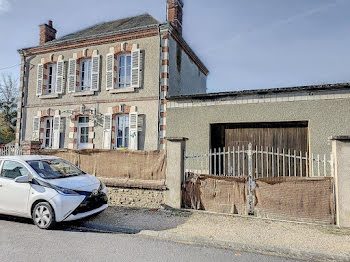 maison à Thénioux (18)