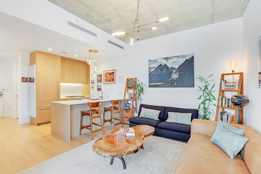 Apartment with pool 2