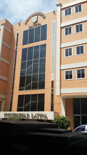 Universidad Latina