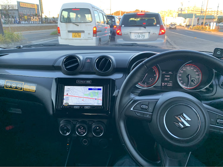 りょーだぶさんが投稿したタイムズカー・スイフト・ヴォクシー・C-HRに関するカスタム事例の投稿画像4枚目
