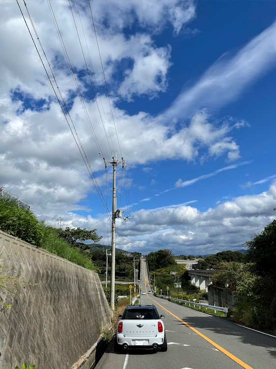 ミニ クロスオーバーのMINI R60・CROSSOVER・直線祭り・秋の果物探しにに関するカスタム事例の投稿画像3枚目