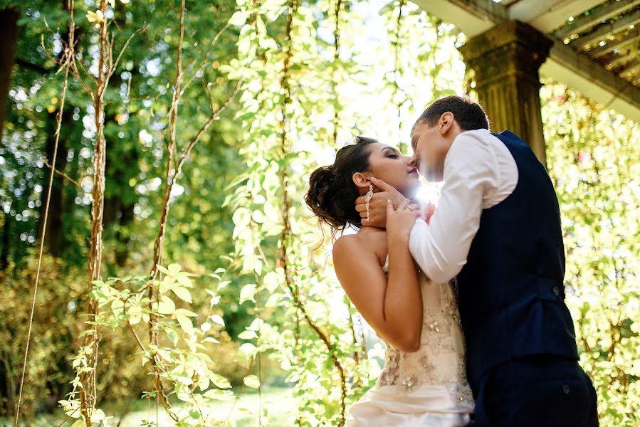 Fotógrafo de casamento Yuliya Govorova (fotogovorova). Foto de 3 de fevereiro 2017