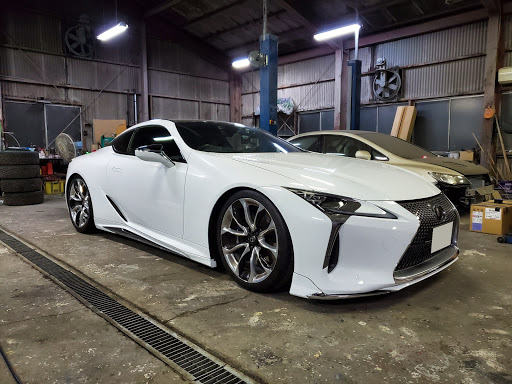 Lc Urz100のlc500 足まわり交換 Rsr車高調 Avs ランジップデザインに関するカスタム メンテナンスの投稿画像 車 のカスタム情報はcartune