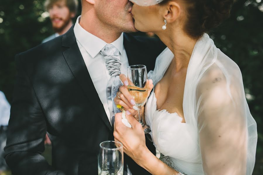 Fotógrafo de casamento Attila Hajos (hajos). Foto de 14 de maio 2015