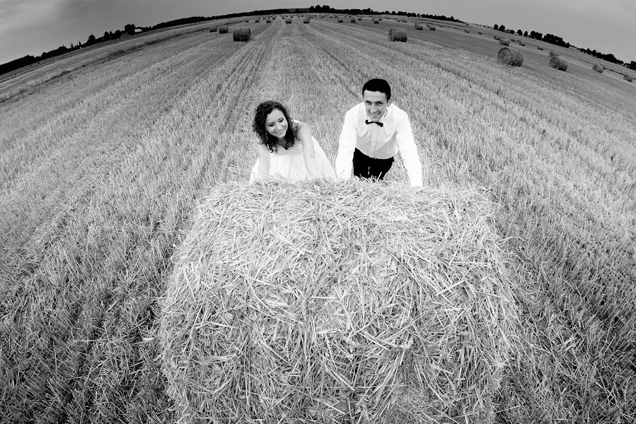 Fotografo di matrimoni Bogusia Borowiecka (borowieccy). Foto del 31 marzo 2020