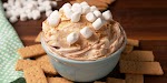 Fluffy S'mores Dip was pinched from <a href="http://www.delish.com/cooking/recipe-ideas/recipes/a51409/fluffy-smores-dip-recipe/" target="_blank">www.delish.com.</a>