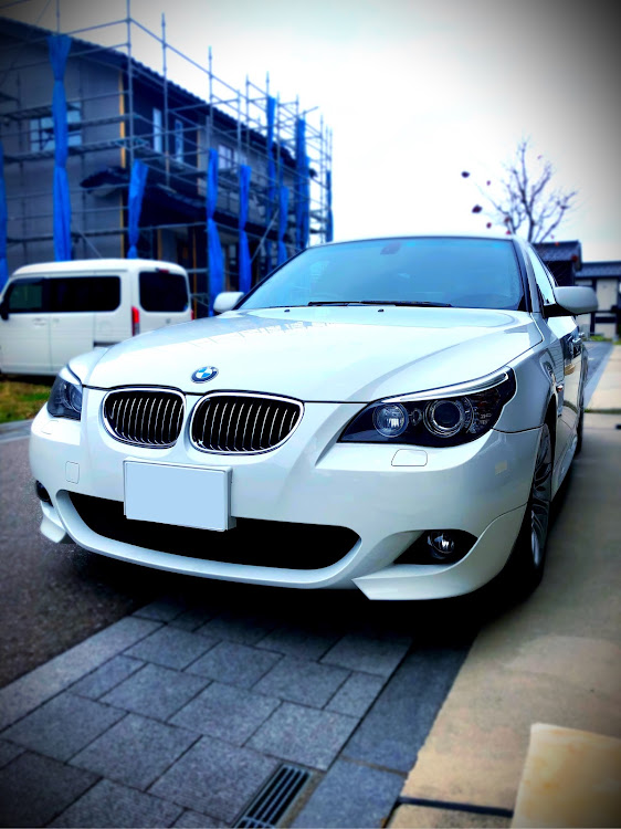 5シリーズ セダンの洗車・鉄粉・bmw・525iに関するカスタム事例の投稿画像1枚目