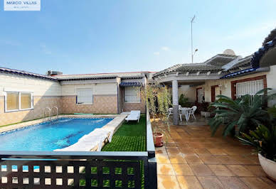 Apartment with terrace and pool 5