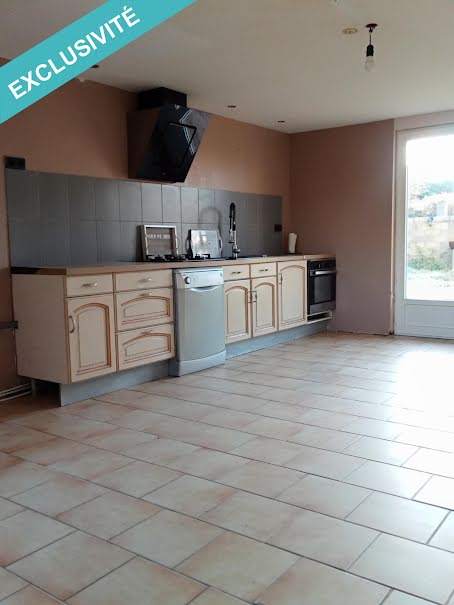 Vente maison 4 pièces 90 m² à Anglade (33390), 122 000 €