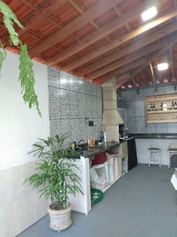 Casa à venda, 200 m² por R$ 270.000,00 - Conjunto Cássio Rezende - Uberaba/MG